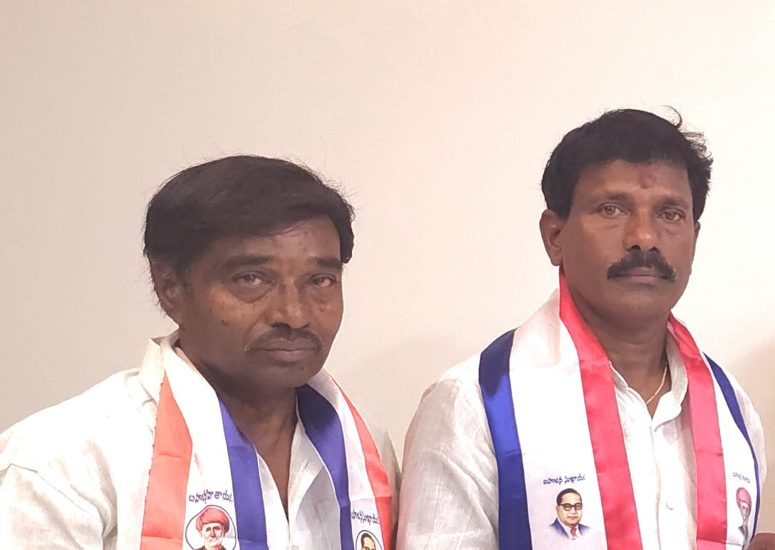 కొండా సురేఖను మంత్రి పదవి నుంచి తొలగించడం బీసీల అణచివేతే