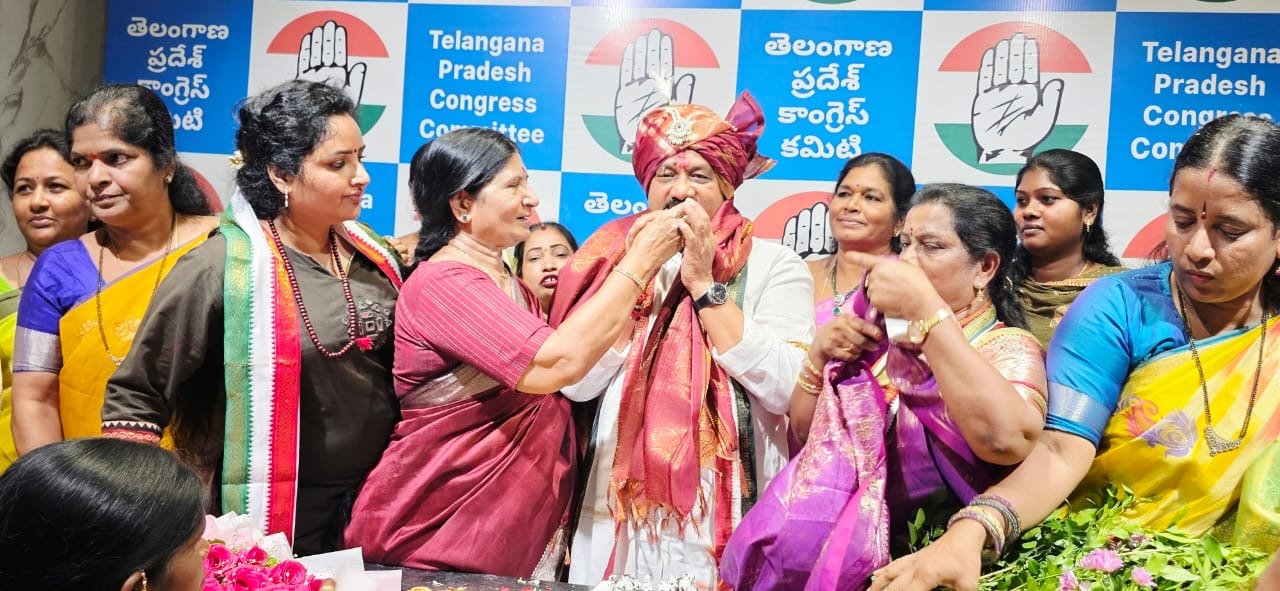 మహేష్ కుమార్ గౌడ్‌కు ఎర్రబెల్లి స్వర్ణ శుభాకాంక్షలు - Additional Image